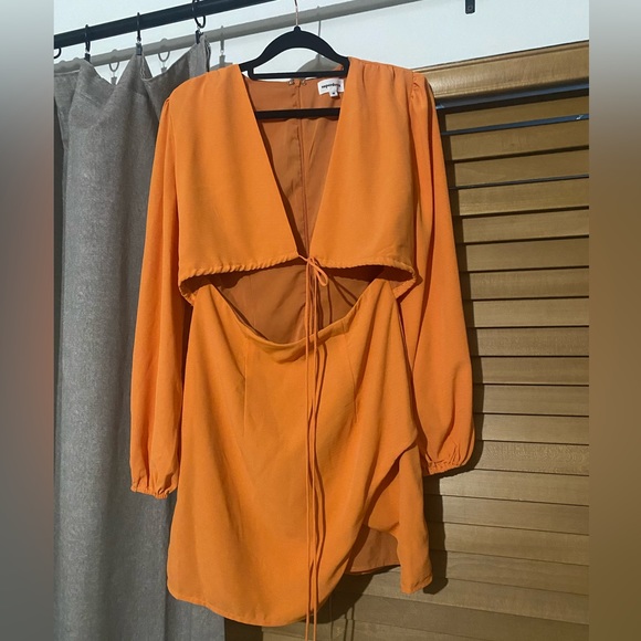 superdown Dresses & Skirts - Revolve Superdown Selene Wrap Dress, size medium